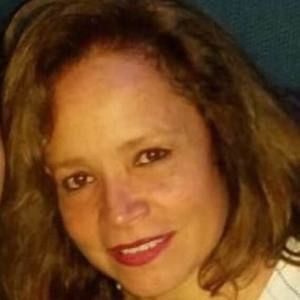 Meet your Posher, Claudia